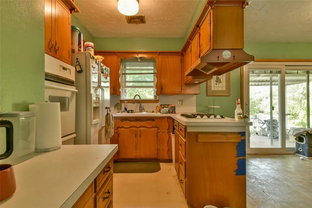 Photo 11 — 405 Vickie Drive, Del City, OK 73115
