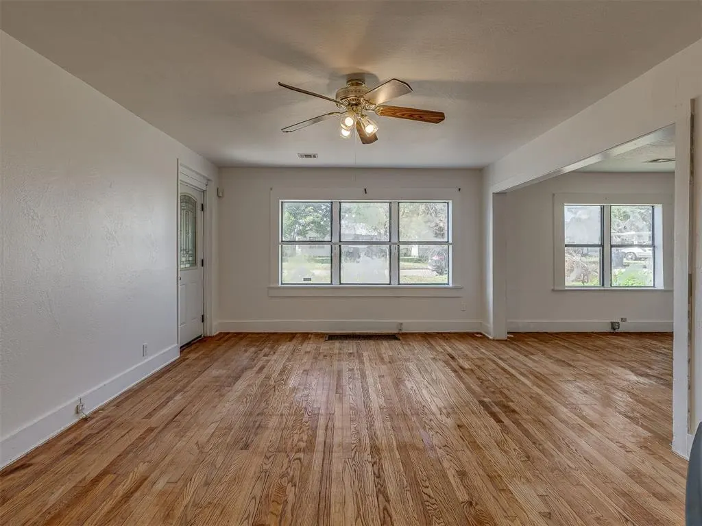 Photo 8 — 1827 S 20th Street, Chickasha, OK 73018