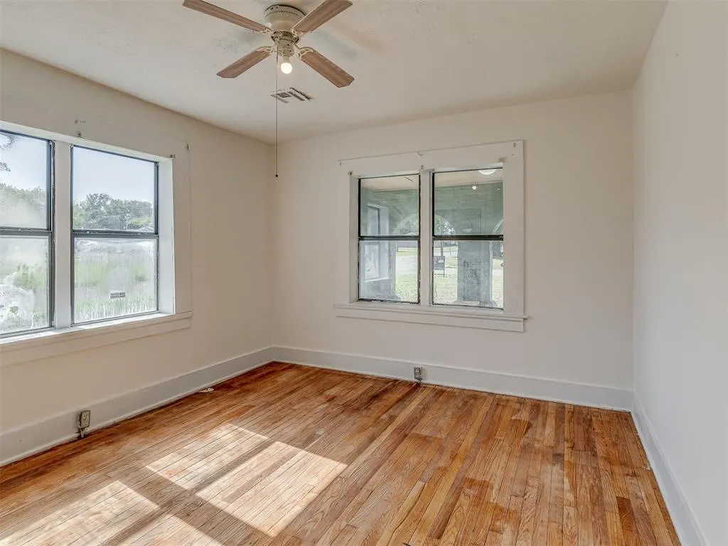 Photo 22 — 1827 S 20th Street, Chickasha, OK 73018