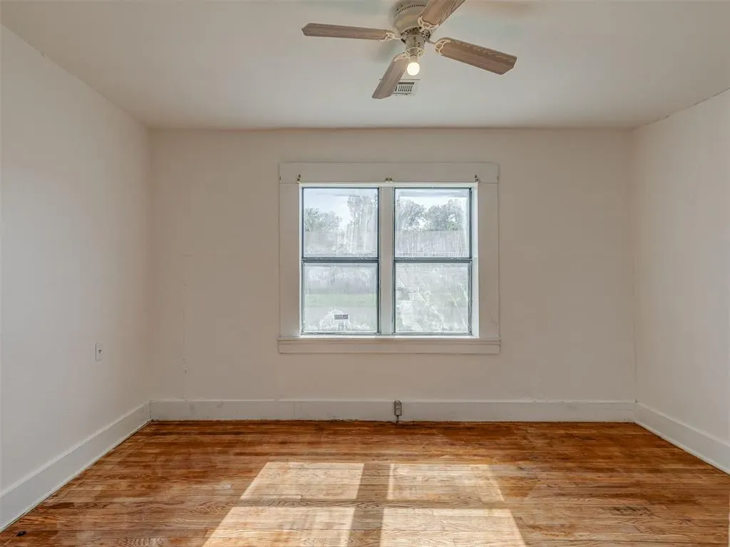 Photo 24 — 1827 S 20th Street, Chickasha, OK 73018