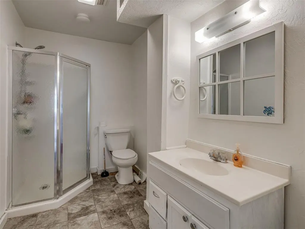 Photo 28 — 1827 S 20th Street, Chickasha, OK 73018