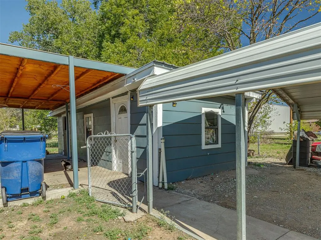 Photo 36 — 1827 S 20th Street, Chickasha, OK 73018
