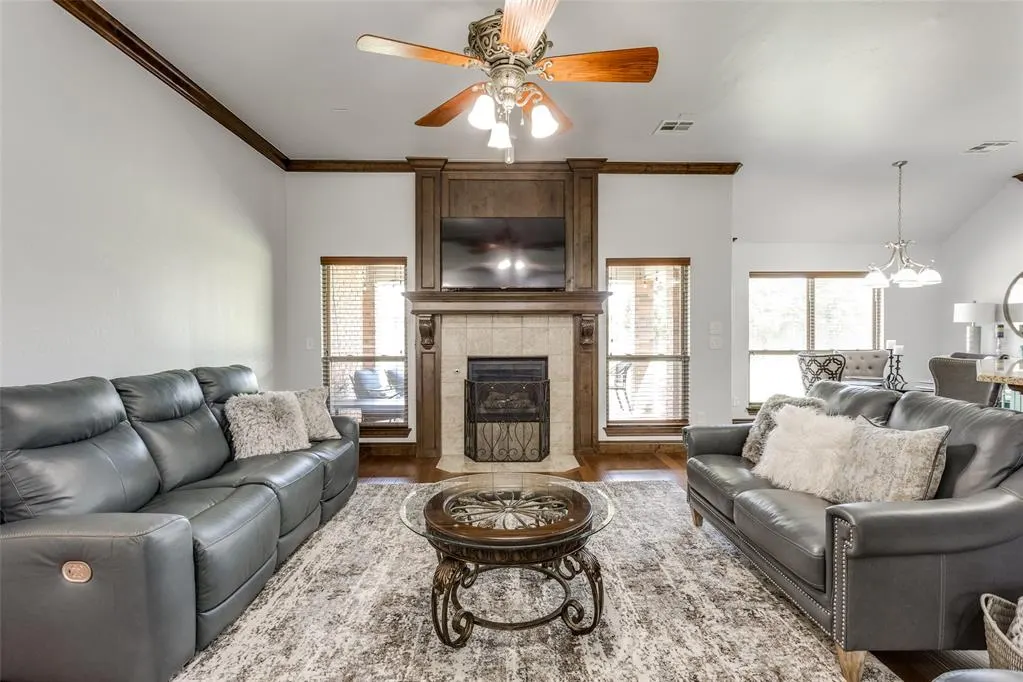 Photo 2 — 13608 Lark Lane, Oklahoma City, OK 73142