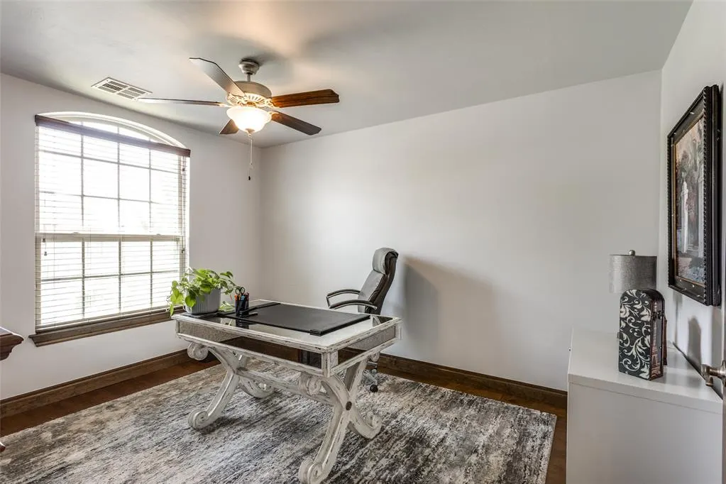 Photo 9 — 13608 Lark Lane, Oklahoma City, OK 73142