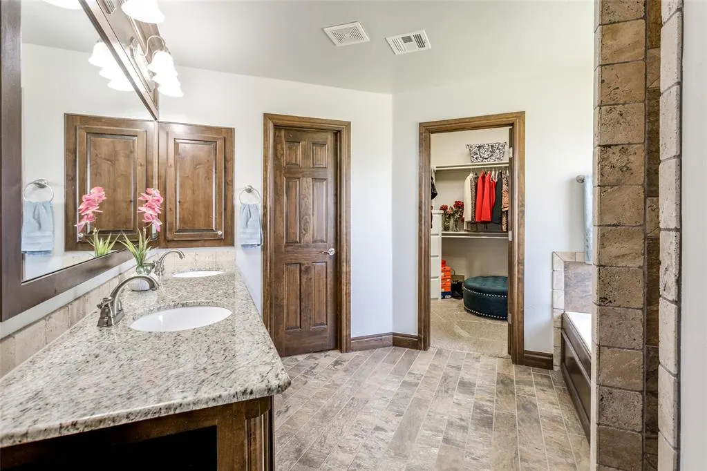 Photo 37 — 13608 Lark Lane, Oklahoma City, OK 73142