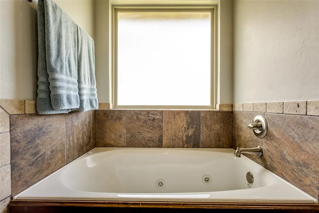 Photo 39 — 13608 Lark Lane, Oklahoma City, OK 73142