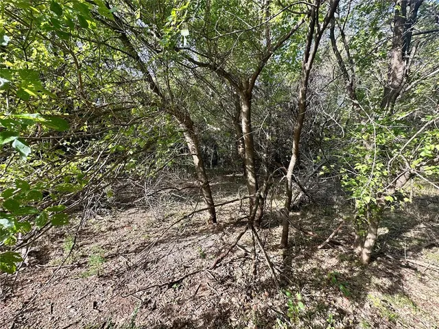Photo 3 — 8730 Old Oak Lane, Noble, OK 73068
