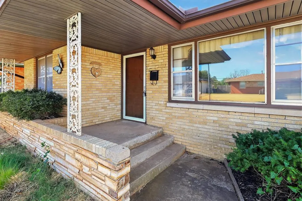 Photo 5 — 128 W Jarman Street, Midwest City, OK 73110