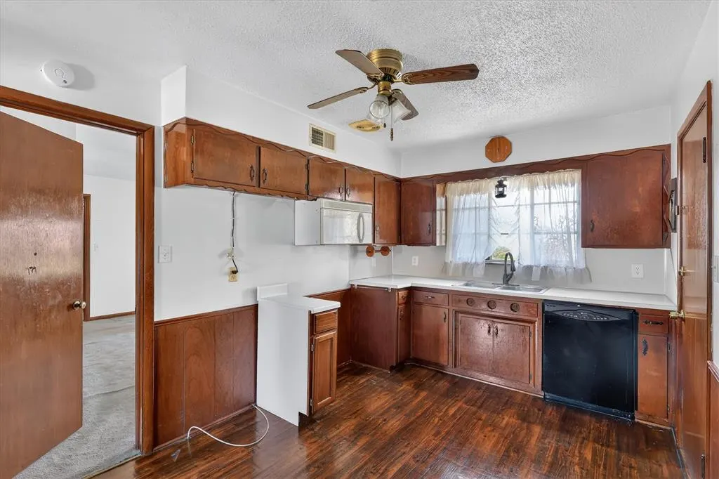 Photo 14 — 128 W Jarman Street, Midwest City, OK 73110