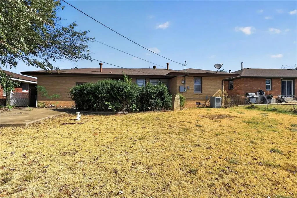 Photo 29 — 128 W Jarman Street, Midwest City, OK 73110
