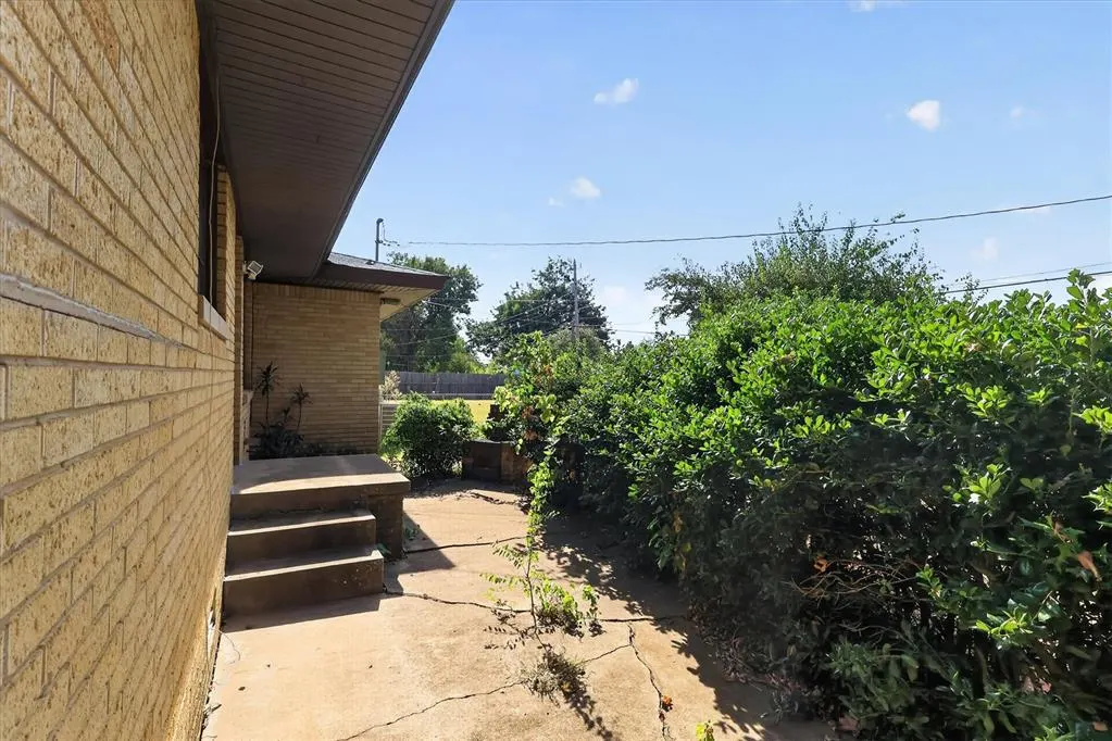 Photo 31 — 128 W Jarman Street, Midwest City, OK 73110
