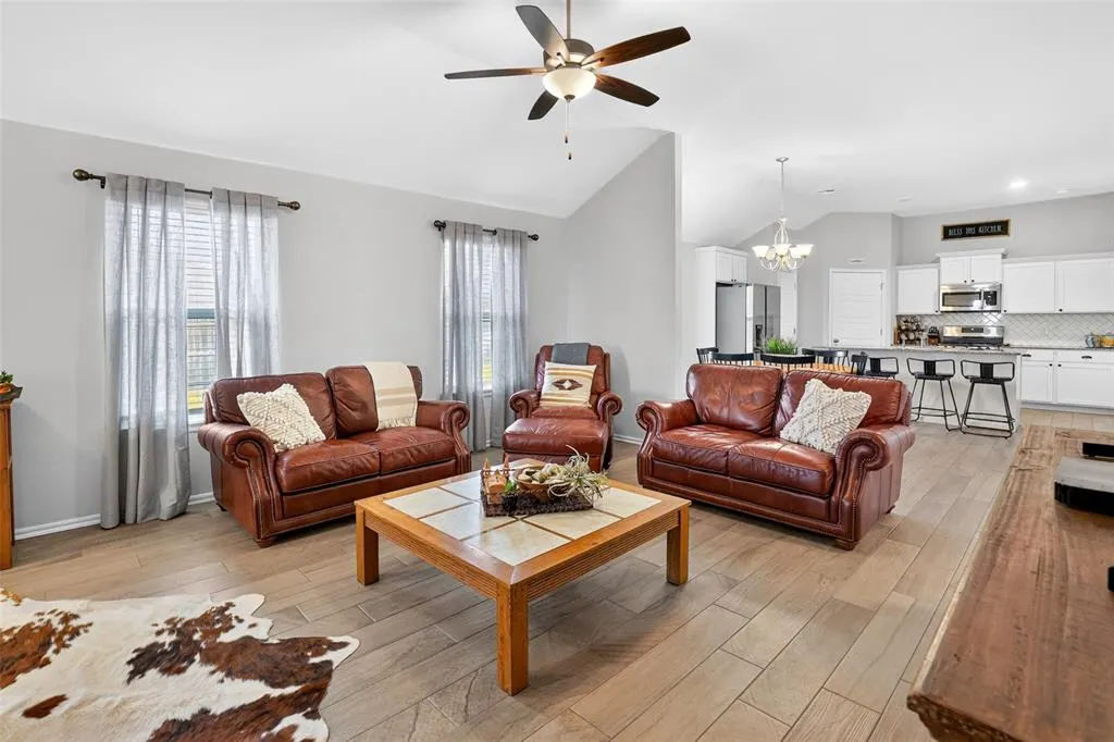 Photo 11 — 19628 Brookville Drive, Edmond, OK 73012