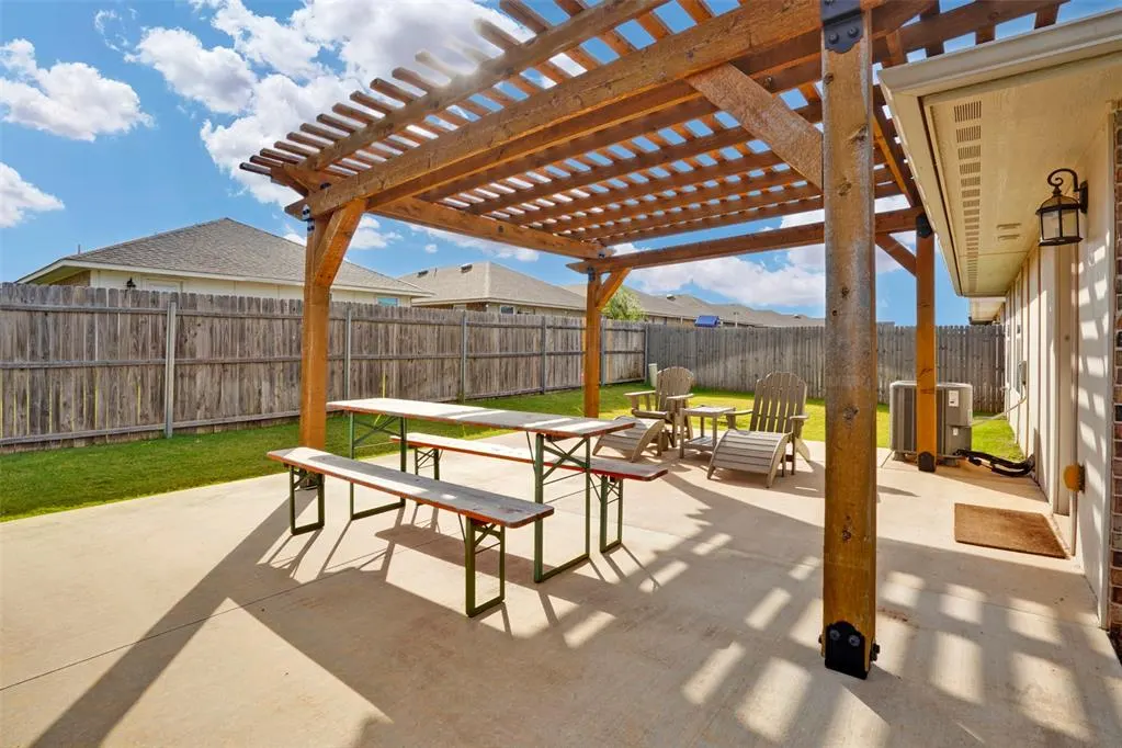 Photo 39 — 19628 Brookville Drive, Edmond, OK 73012