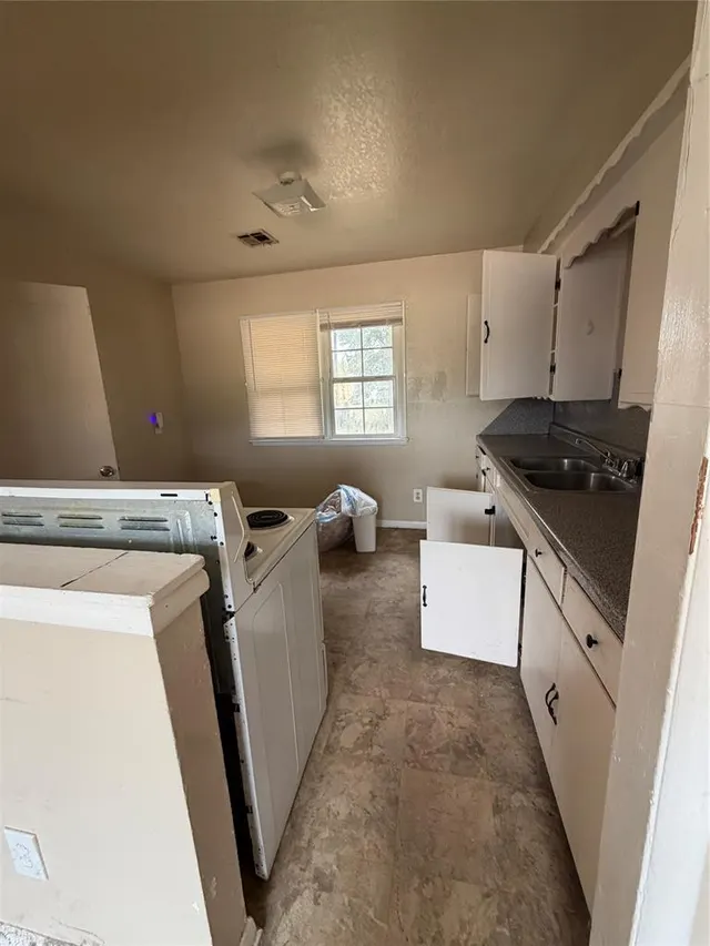 Photo 5 — 1612 Vickie Drive, Del City, OK 73115