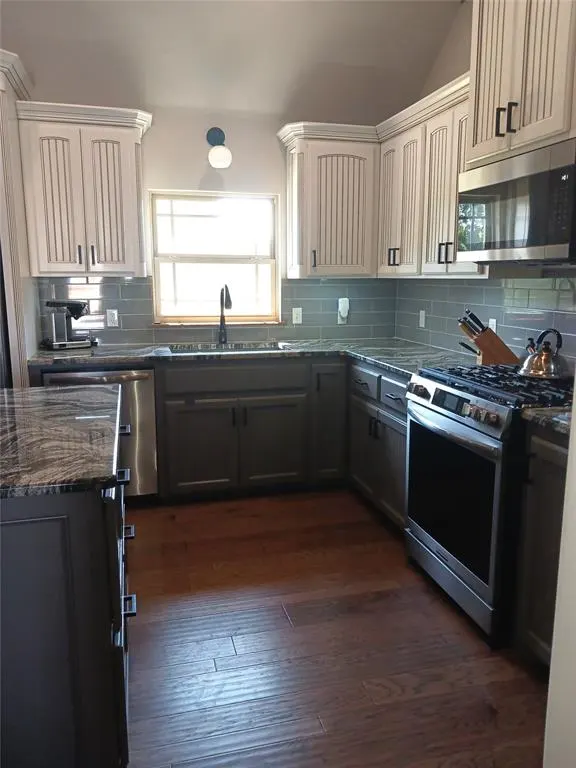 Photo 7 — 2706 Eagle Lake Drive, Blanchard, OK 73010
