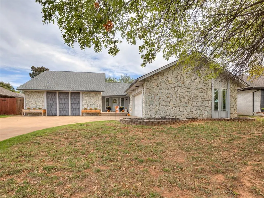 Front exterior — 12016 Robinwood Place, Oklahoma City, OK 73120