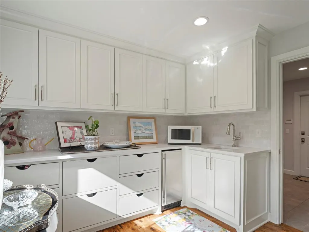 Photo 13 — 1608 Westminster Place, Nichols Hills, OK 73120