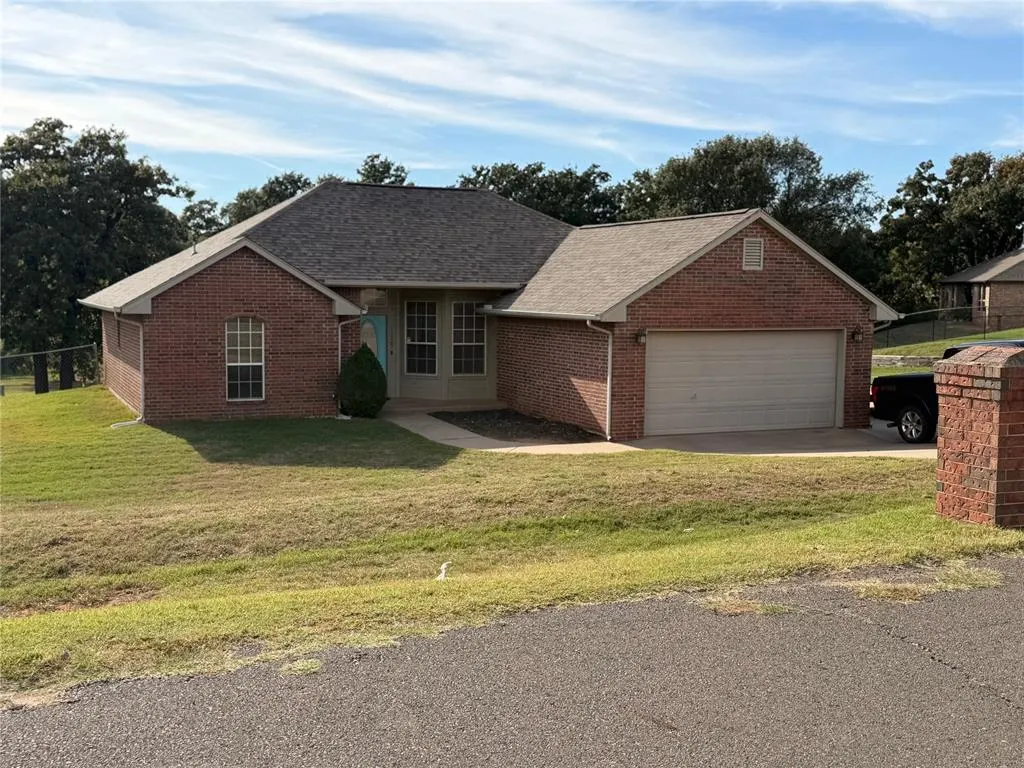 Front exterior — 11525 Stonecrest, Guthrie, OK 73044