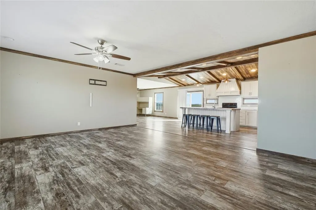 Photo 6 — 17620 County Road NS 213 Road, Tipton, OK 73570