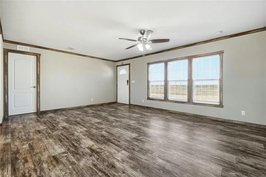 Photo 10 — 17620 County Road NS 213 Road, Tipton, OK 73570