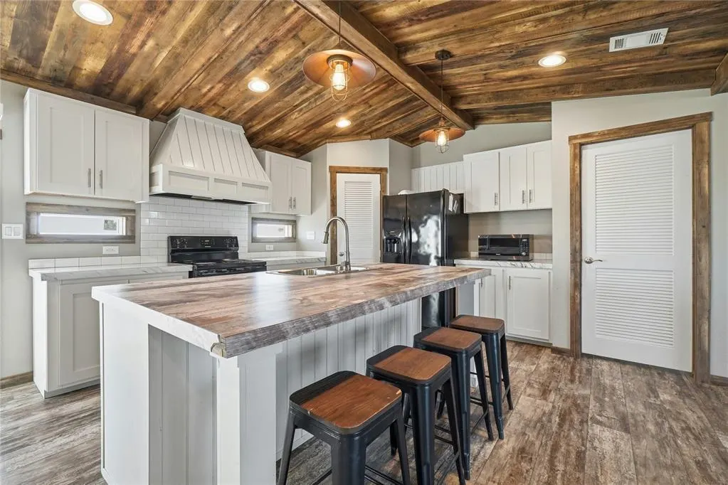 Photo 13 — 17620 County Road NS 213 Road, Tipton, OK 73570