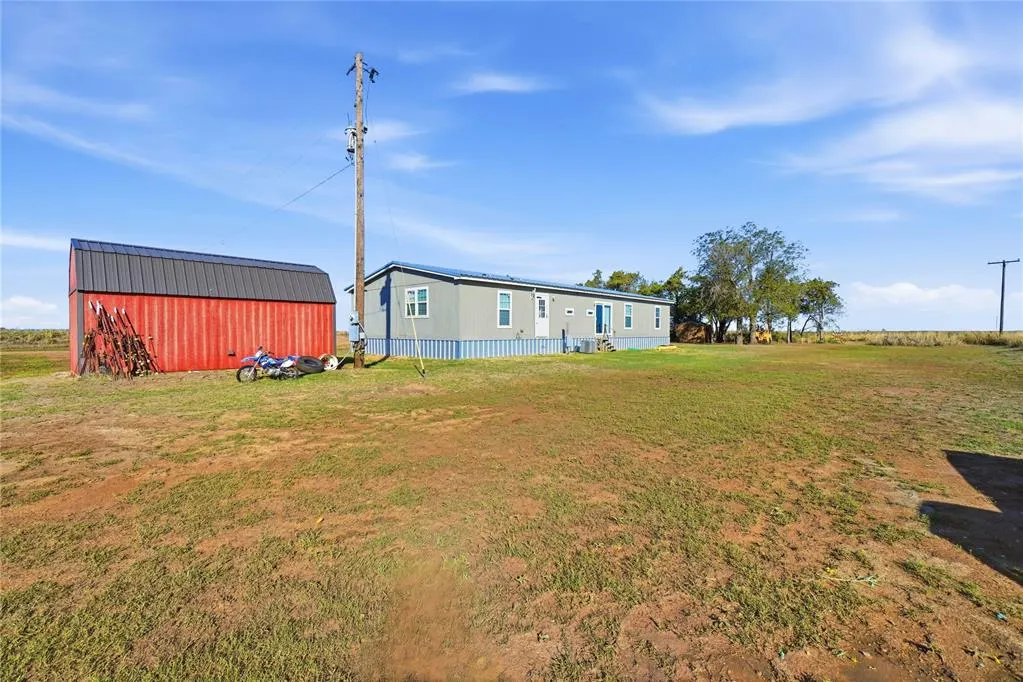 Photo 40 — 17620 County Road NS 213 Road, Tipton, OK 73570
