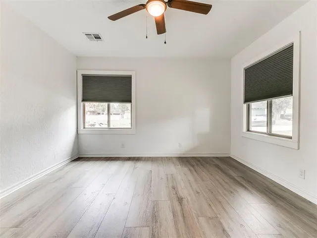 Photo 7 — 715 W Wisconsin Avenue, Chickasha, OK 73018