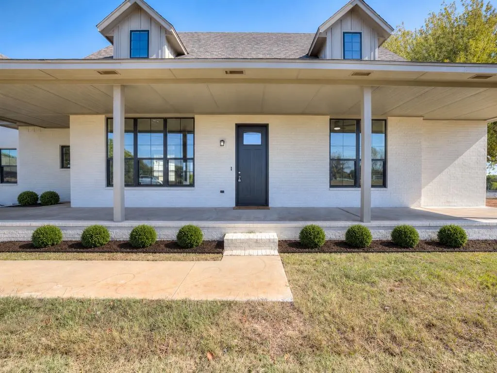 Front exterior — 817 SW 16th Street, Newcastle, OK 73065