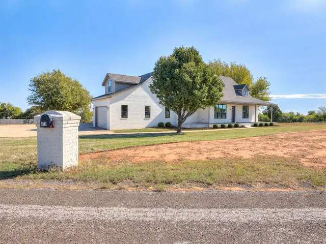 Photo 5 — 817 SW 16th Street, Newcastle, OK 73065
