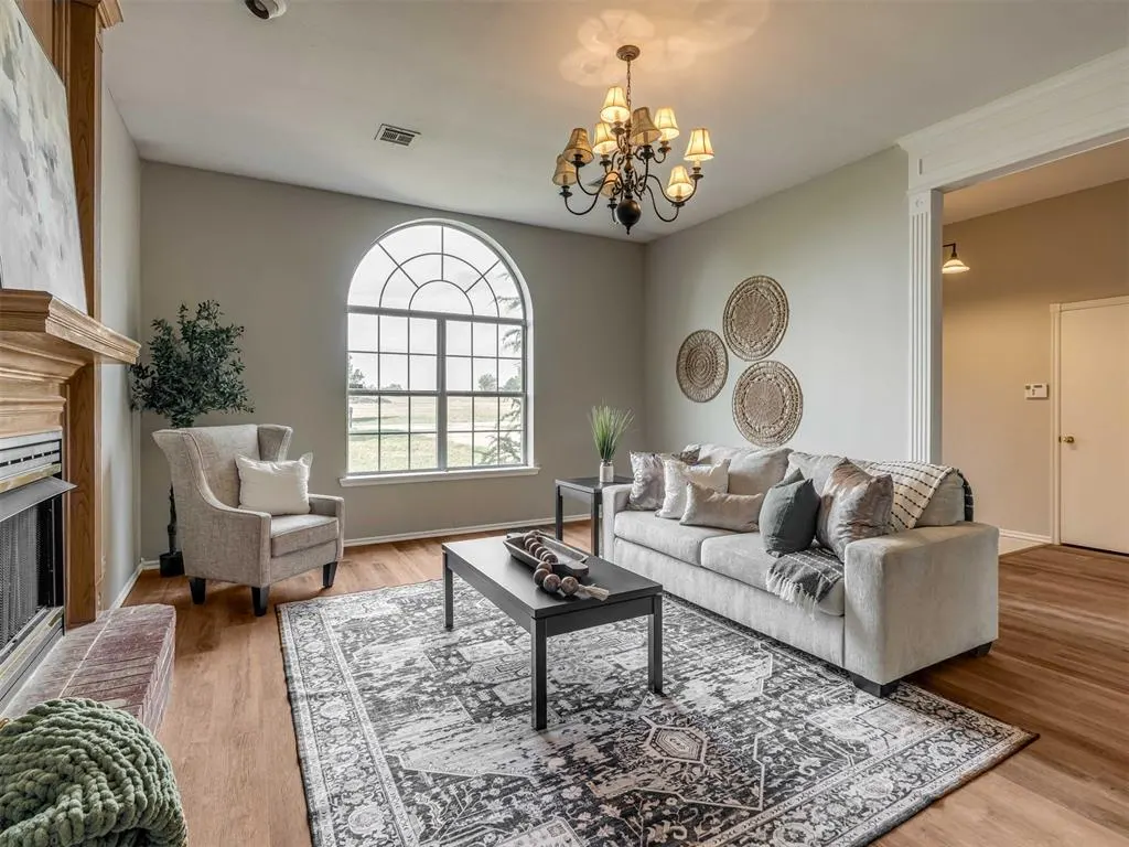 Photo 6 — 1085 Pioneer Road, Tuttle, OK 73089