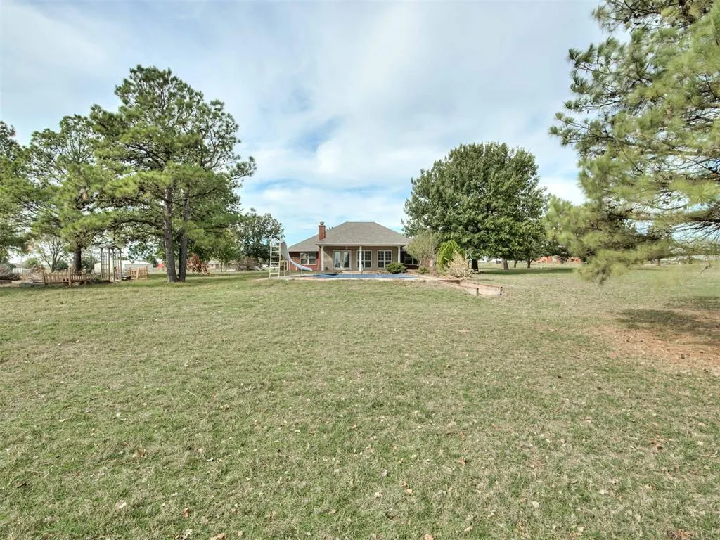 Photo 29 — 1085 Pioneer Road, Tuttle, OK 73089