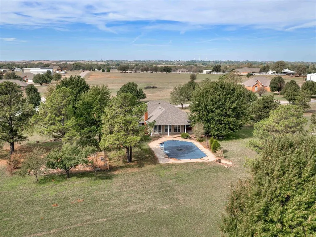 Photo 31 — 1085 Pioneer Road, Tuttle, OK 73089