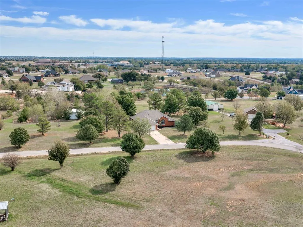 Photo 32 — 1085 Pioneer Road, Tuttle, OK 73089