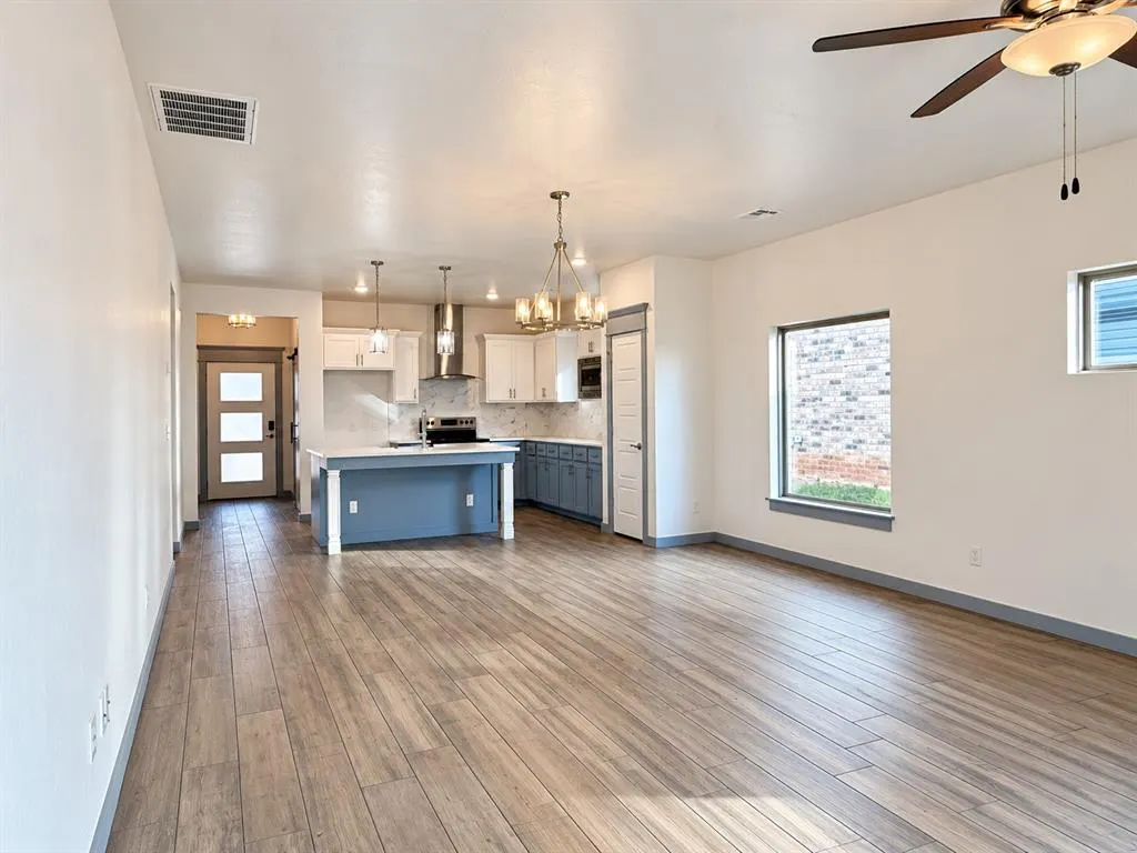 Photo 2 — 200 E 6th Street, Arcadia, OK 73007