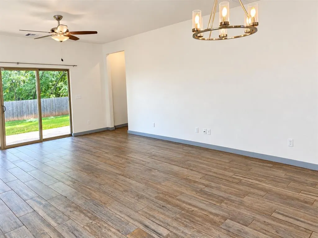 Photo 13 — 200 E 6th Street, Arcadia, OK 73007