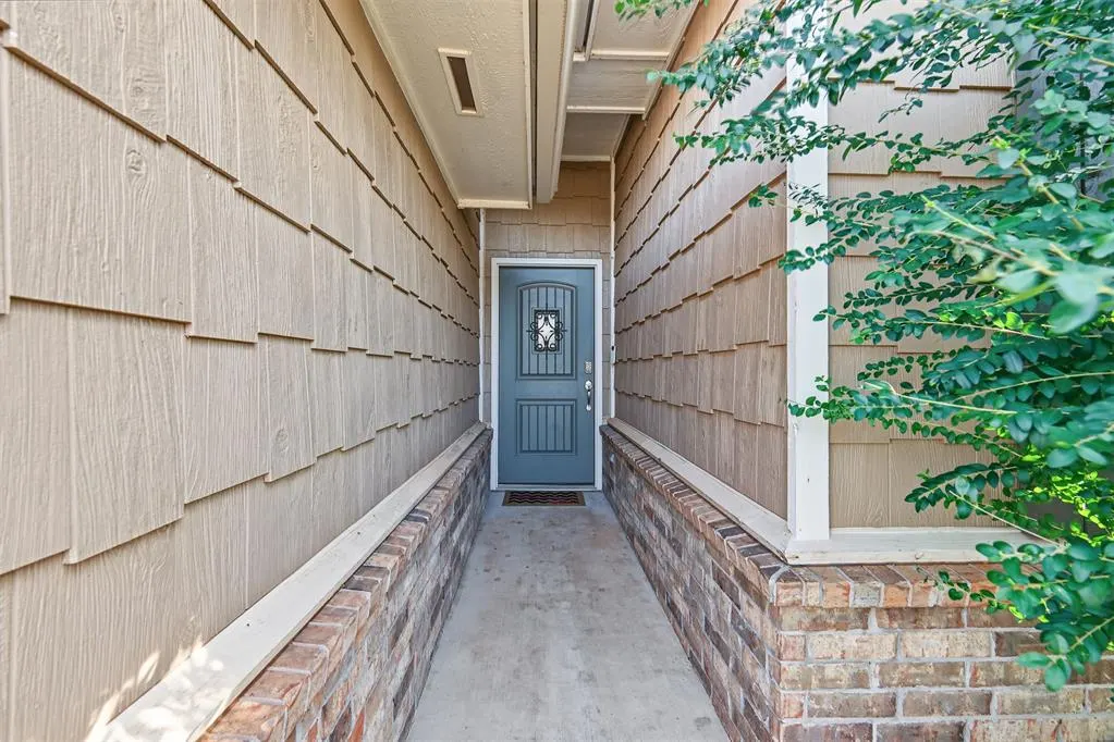 Photo 3 — 18816 Autumn Grove Drive, Edmond, OK 73012