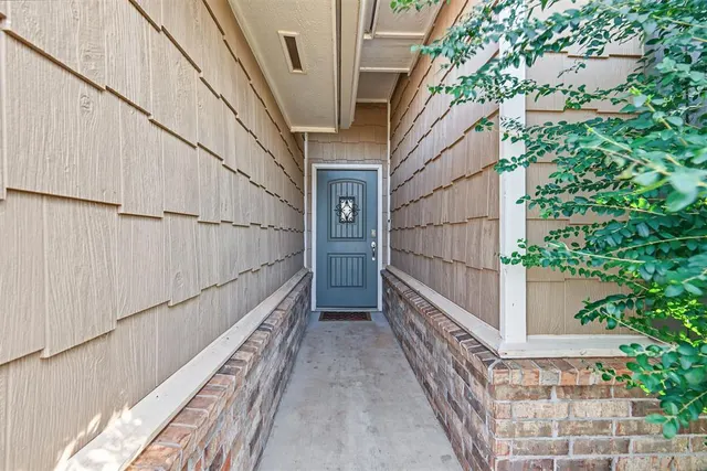 Photo 3 — 18816 Autumn Grove Drive, Edmond, OK 73012