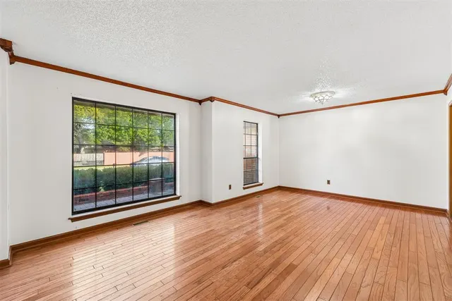 Photo 8 — 10417 Falcon Place, Oklahoma City, OK 73162