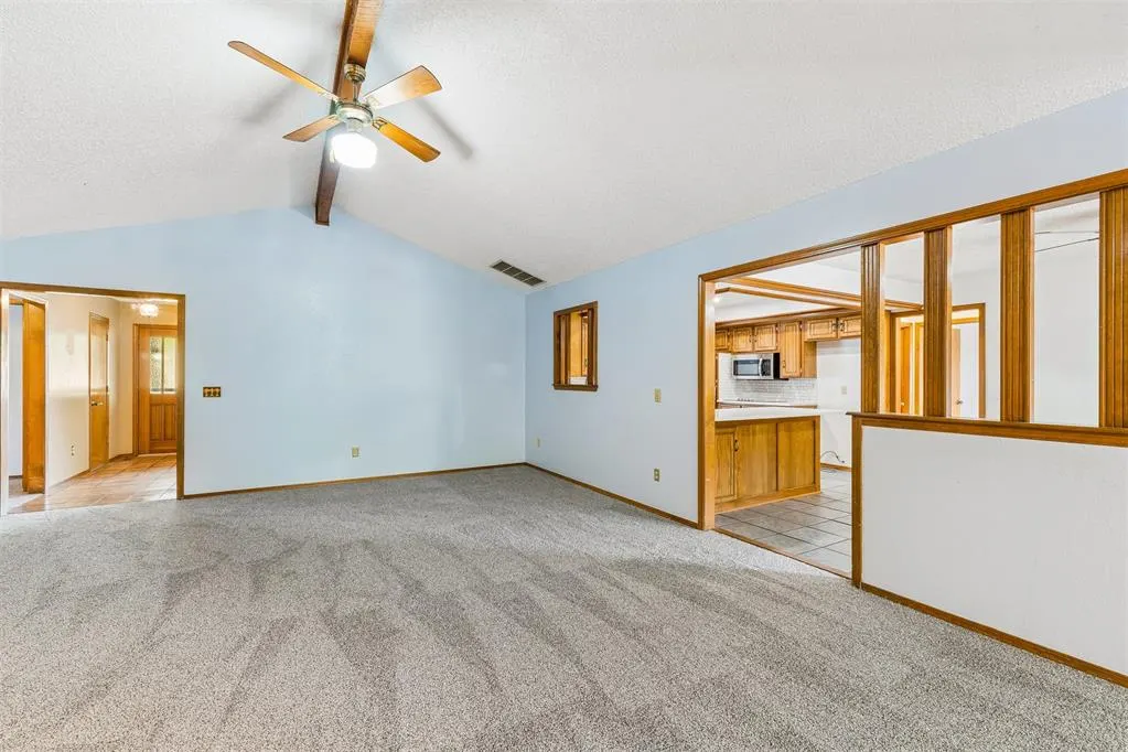 Photo 14 — 10417 Falcon Place, Oklahoma City, OK 73162