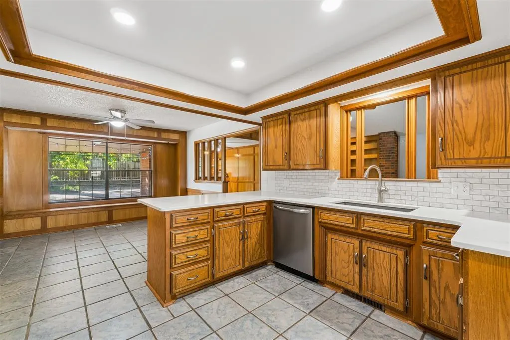 Photo 20 — 10417 Falcon Place, Oklahoma City, OK 73162