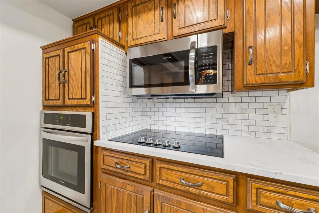 Photo 22 — 10417 Falcon Place, Oklahoma City, OK 73162