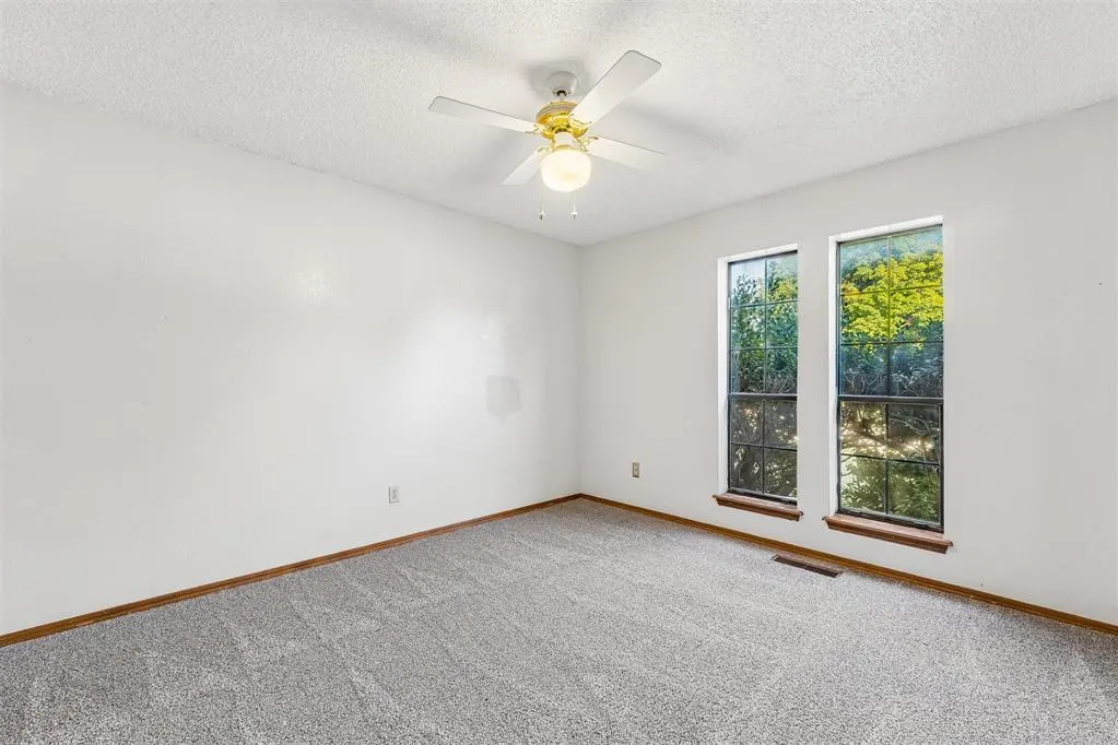 Photo 29 — 10417 Falcon Place, Oklahoma City, OK 73162