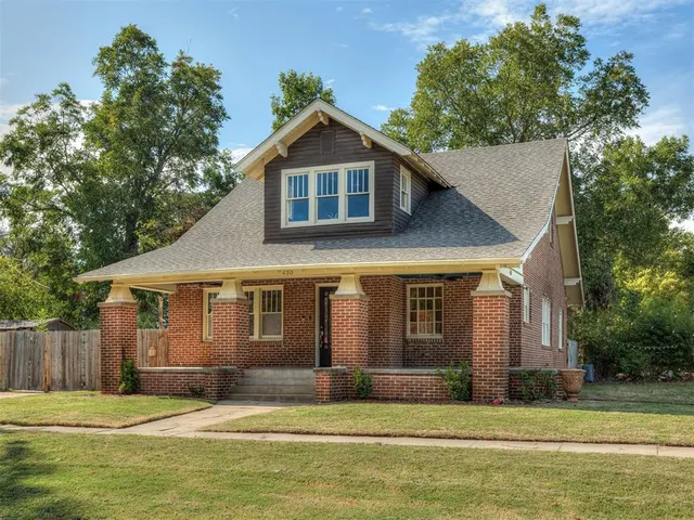 Front exterior — 430 E Comanche Street, Norman, OK 73071