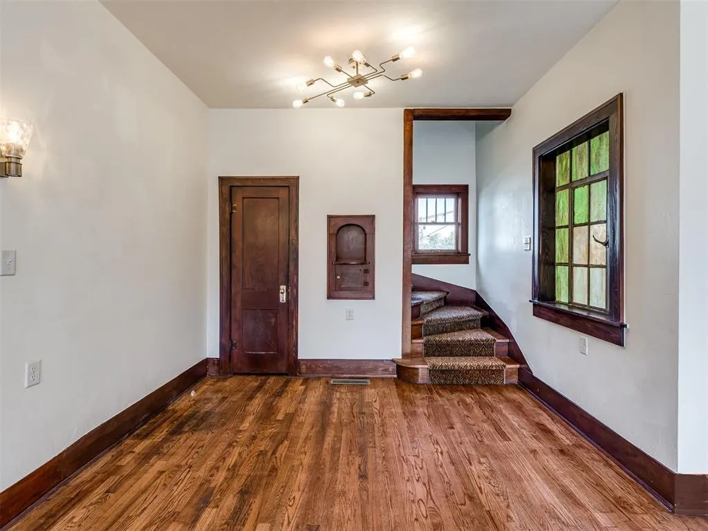Photo 9 — 430 E Comanche Street, Norman, OK 73071