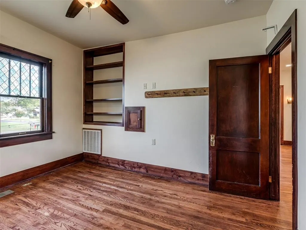 Photo 16 — 430 E Comanche Street, Norman, OK 73071