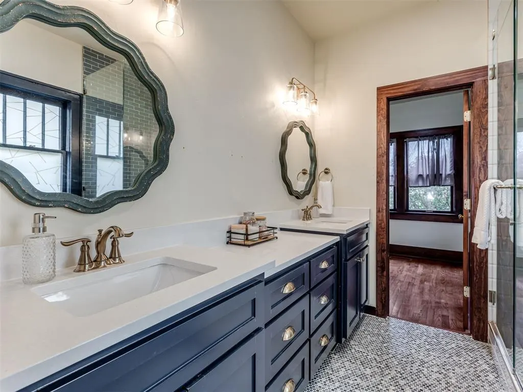 Photo 19 — 430 E Comanche Street, Norman, OK 73071