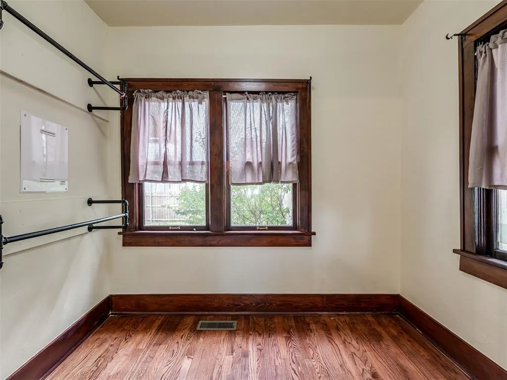Photo 21 — 430 E Comanche Street, Norman, OK 73071