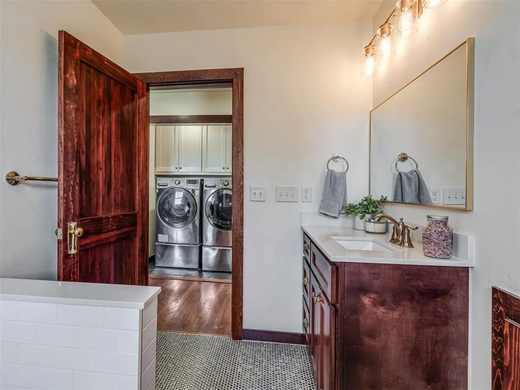 Photo 31 — 430 E Comanche Street, Norman, OK 73071