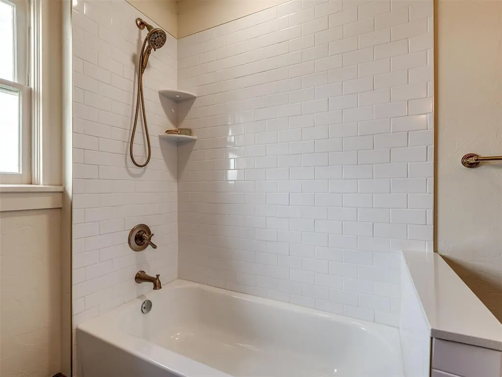 Photo 32 — 430 E Comanche Street, Norman, OK 73071