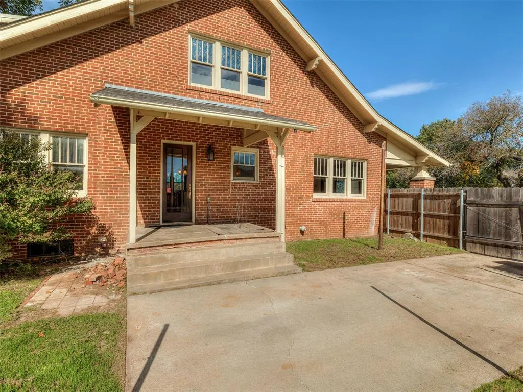 Photo 37 — 430 E Comanche Street, Norman, OK 73071